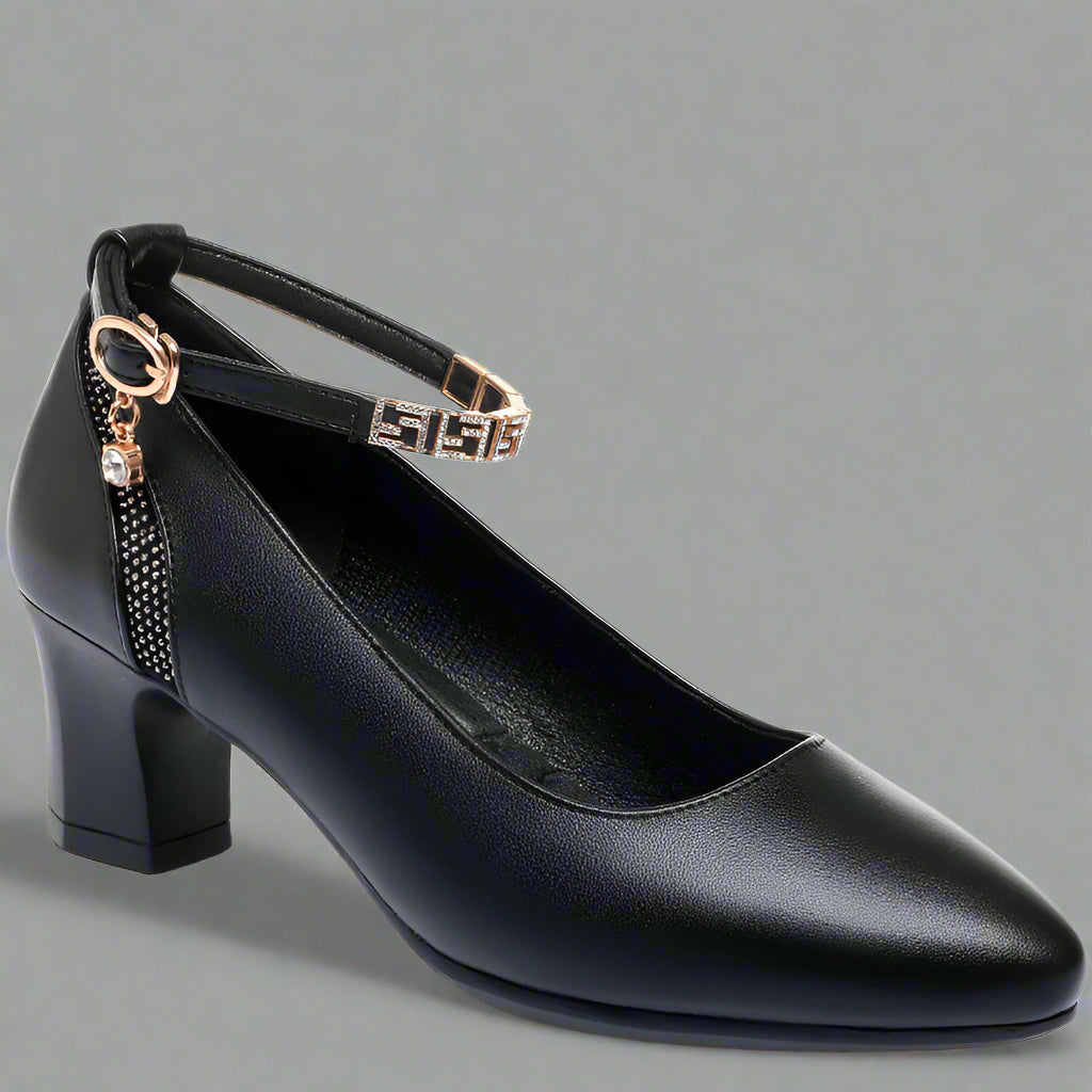 Stilværk™ | Pumps i premium laklæder til din kontorstil