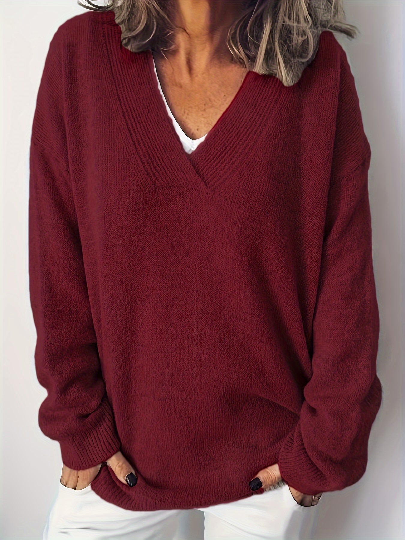 Stilværk™ | Blød og Tidløs V-Hals Sweater