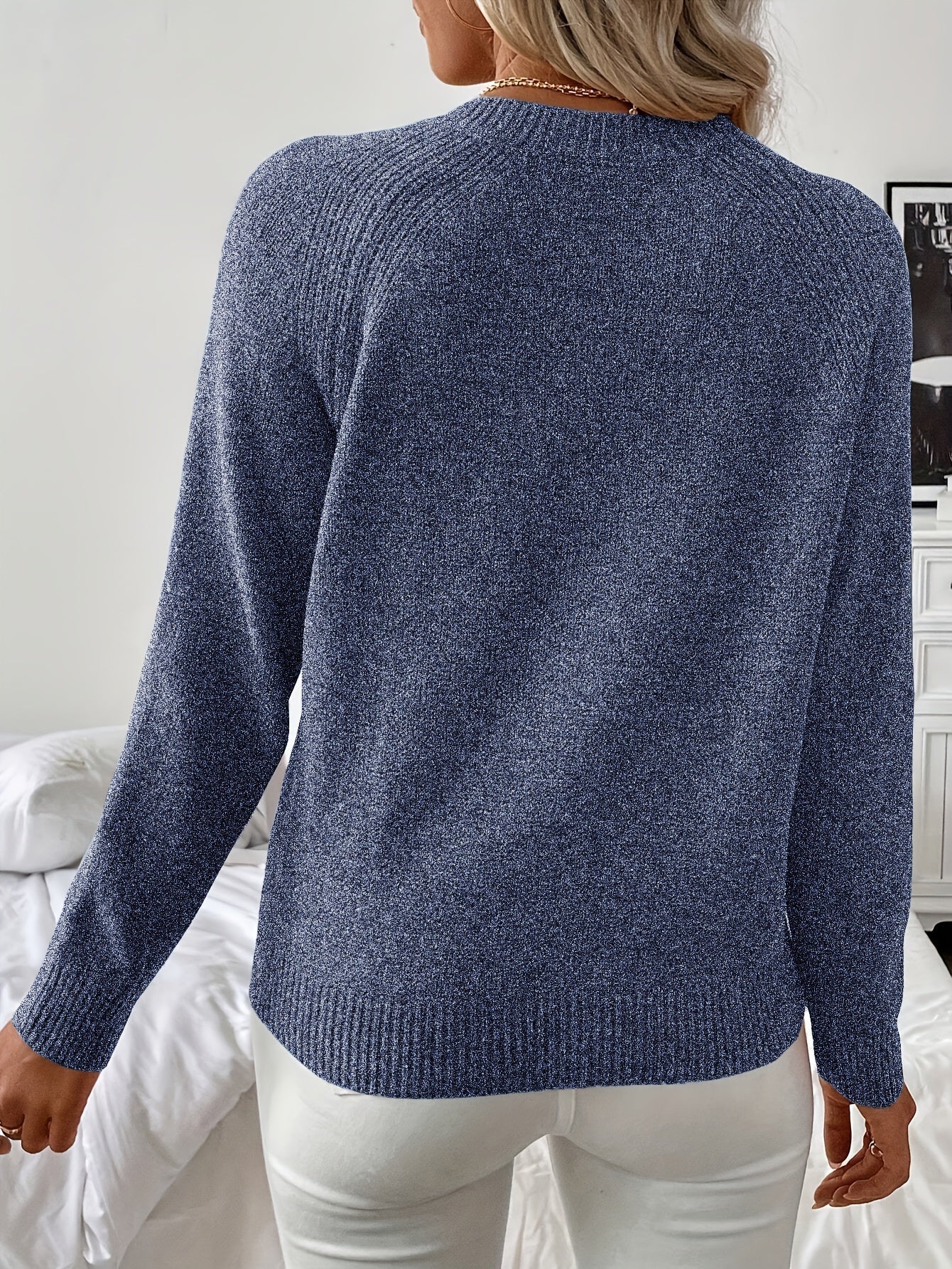Stilværk™ | Elegant Strikket Trøje med Perledetaljer