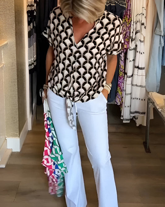 Stilværk™ | Casual Top Med Print Og V-Hals