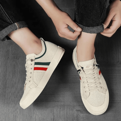 Stilværk™ | Stilfulde Stribede Sneakers