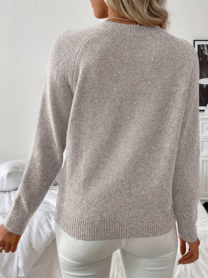 Stilværk™ | Elegant Strikket Trøje med Perledetaljer