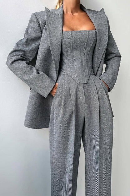 Stilværk™ | Tre-delt sæt med dobbeltradet blazer